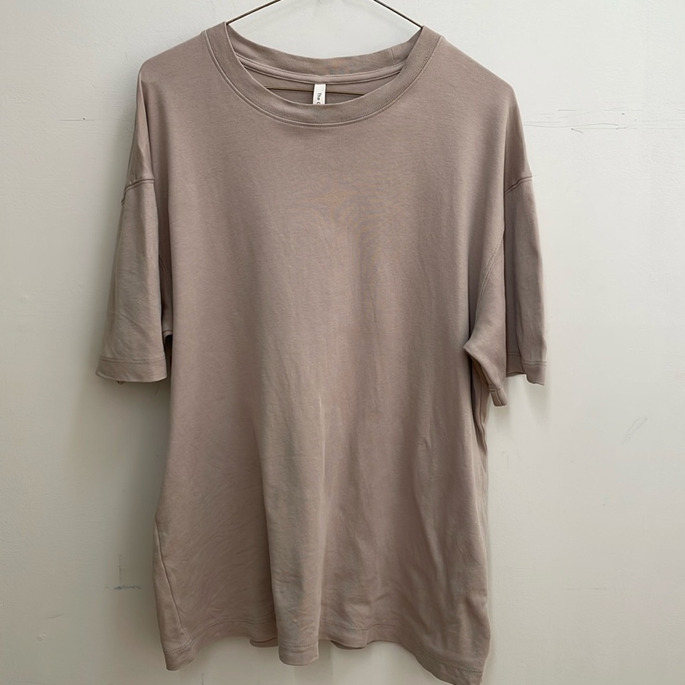 Aritzia Babaton Pegasus Oversized Pima Cotton Tee Shirt - size medium